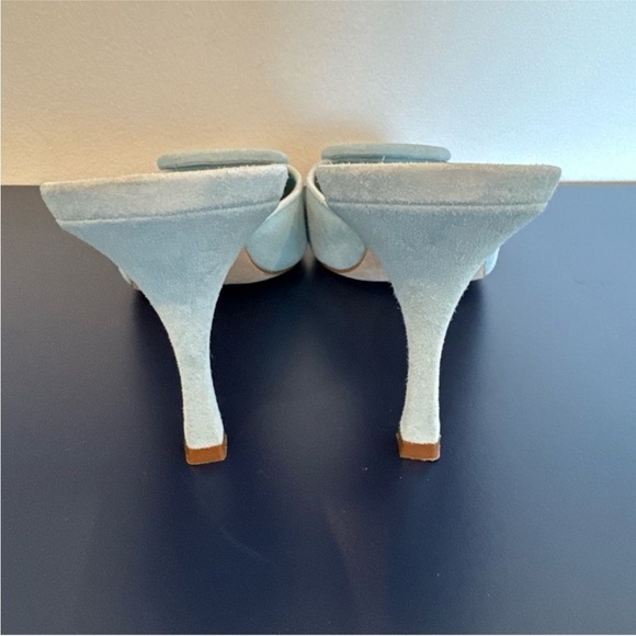 Manolo Blahnik Maysale Mule Buckle Light Blue Suede - Picture 5 of 8